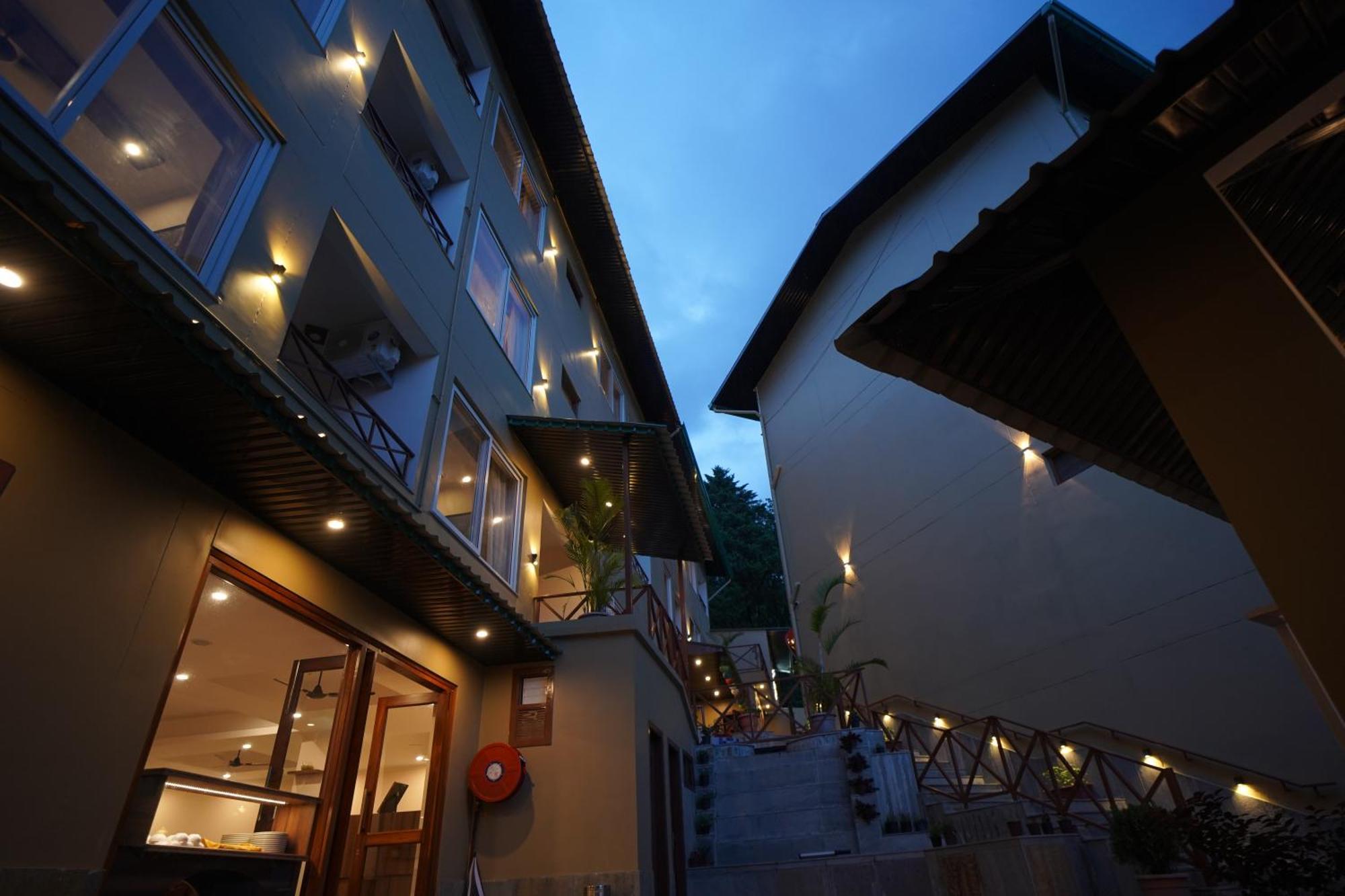 Resorts By The Baagh, Bhīm Tāl Exterior foto