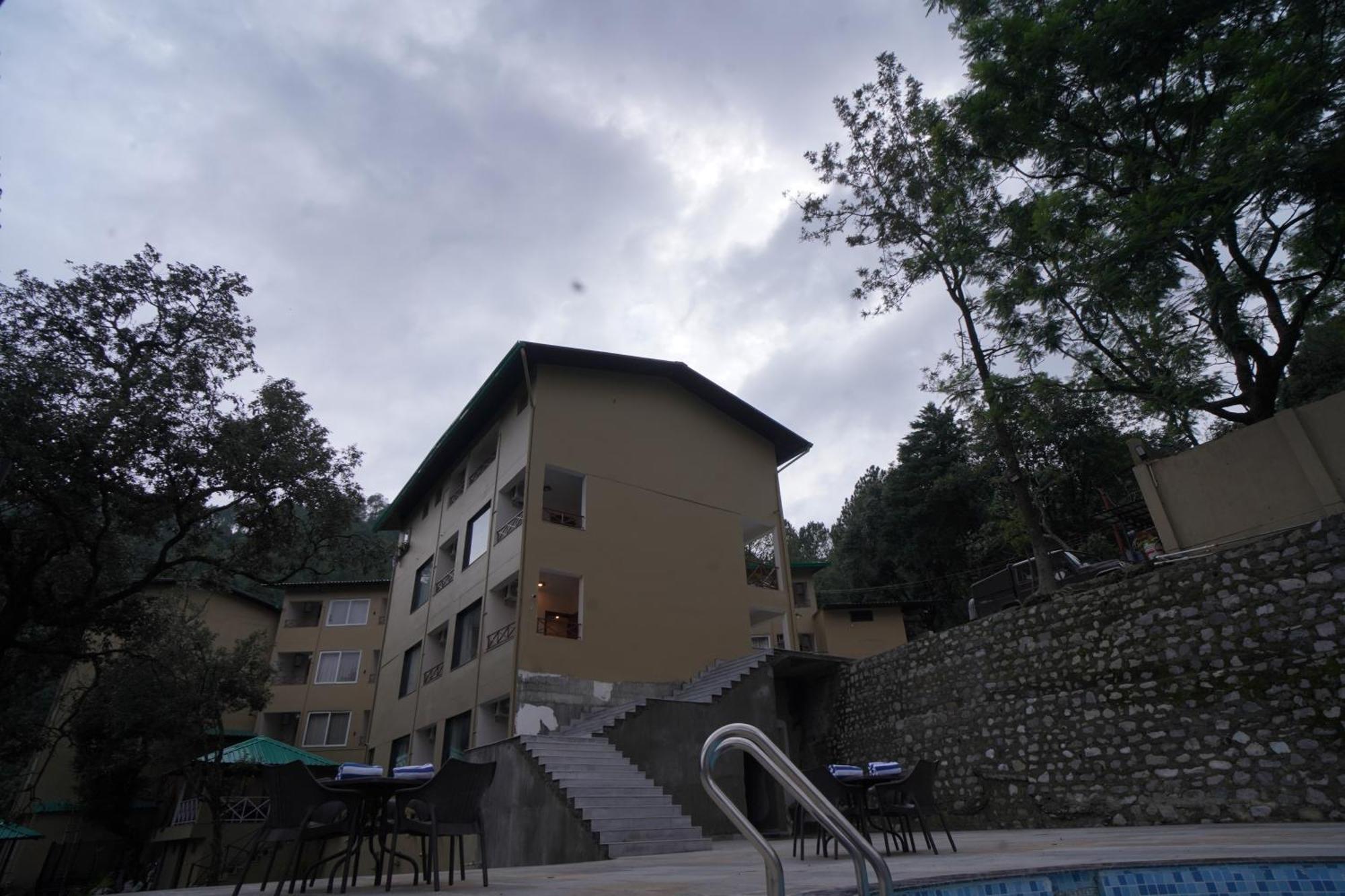 Resorts By The Baagh, Bhīm Tāl Exterior foto