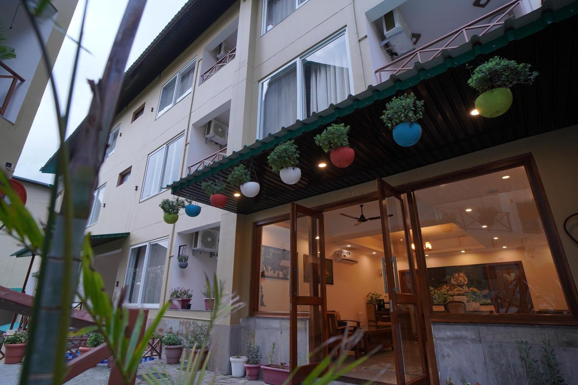 Resorts By The Baagh, Bhīm Tāl Exterior foto